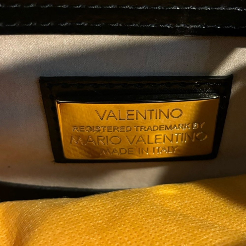 Valentino Black Gold Monogram Tote Medium Tote Bag, Brand New 🔥 - Picture 5 of 6